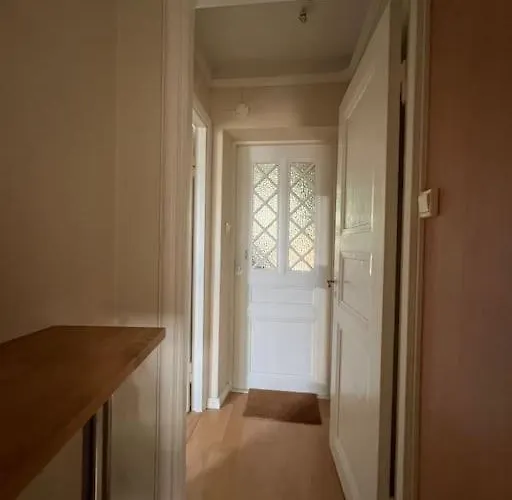 Floor In Διαμέρισμα